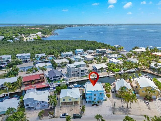 11 Center Ln, Key Largo, FL 33037