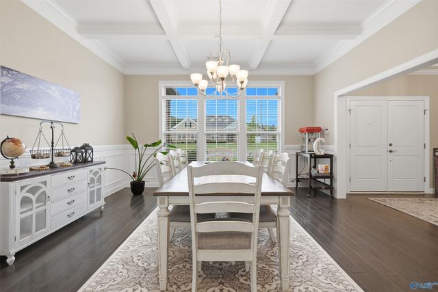 4506 Waverly Court SE, Owens Cross Roads, AL 35763