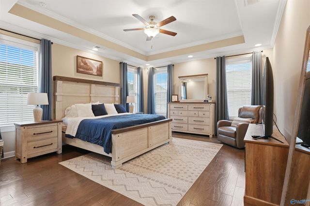 4506 Waverly Court SE, Owens Cross Roads, AL 35763