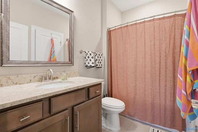 4506 Waverly Court SE, Owens Cross Roads, AL 35763