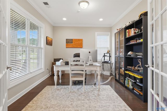 4506 Waverly Court SE, Owens Cross Roads, AL 35763