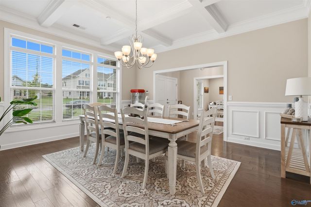 4506 Waverly Court SE, Owens Cross Roads, AL 35763