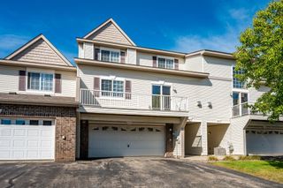 18275 Kerrville Trail 402, Lakeville, MN 55044