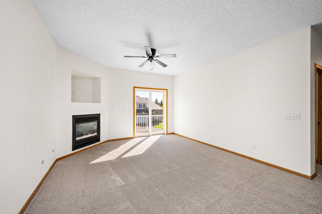 18275 Kerrville Trail 402, Lakeville, MN 55044 — photo 4