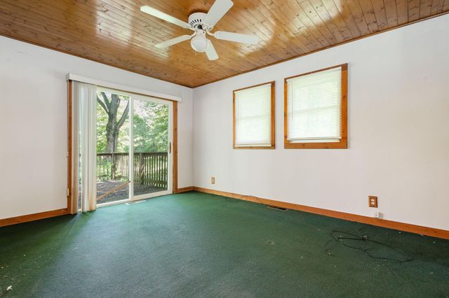 16053 Lakeside Road, Union Pier, MI 49129
