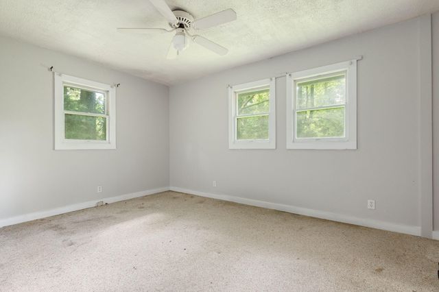 16053 Lakeside Road, Union Pier, MI 49129