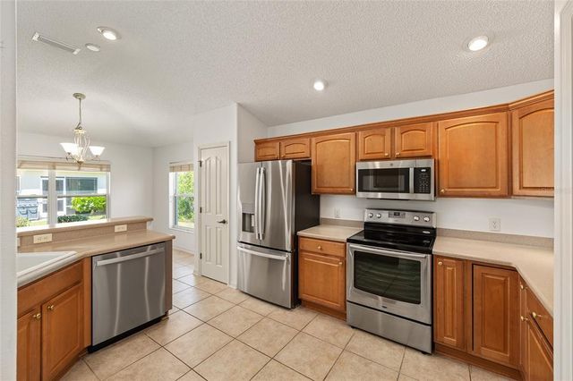 1329 GASTON LOOP, The Villages, FL 32162