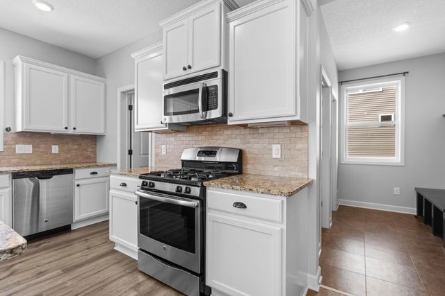 1505 Hackamore Drive, Victoria, MN 55386
