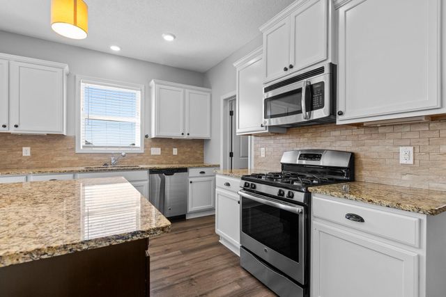 1505 Hackamore Drive, Victoria, MN 55386
