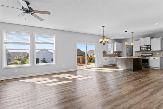 1505 Hackamore Drive, Victoria, MN 55386
