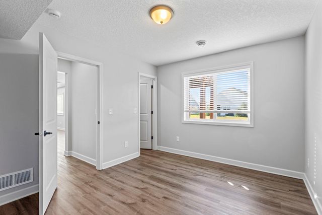 1505 Hackamore Drive, Victoria, MN 55386