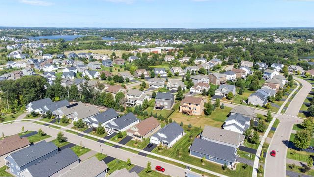 1505 Hackamore Drive, Victoria, MN 55386