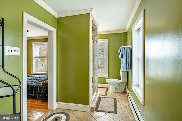 2190 E BUCK RD, Pennsburg, PA 18073