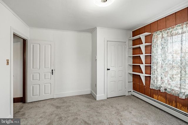 2190 E BUCK RD, Pennsburg, PA 18073