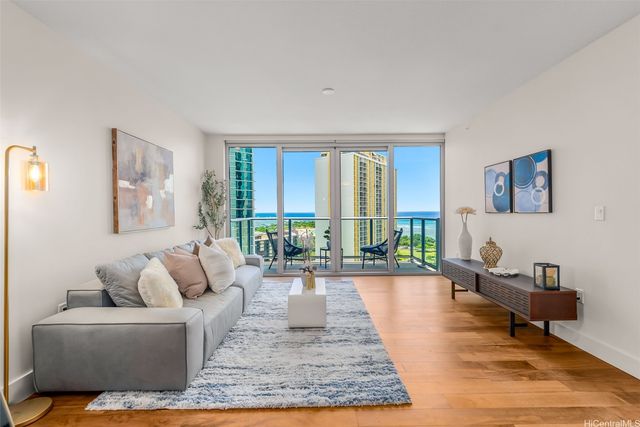 1189 Waimanu Street 1904, Honolulu, HI 96814
