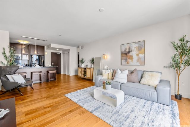1189 Waimanu Street 1904, Honolulu, HI 96814