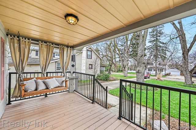 16944 Franklin Road, Northville Township, MI 48168