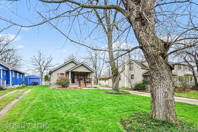 16944 Franklin Road, Northville Township, MI 48168