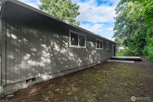 2895 Corfu Boulevard NE, Bremerton, WA 98311