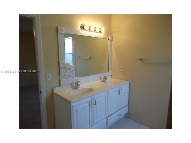 13621 SW 281st Ter, Homestead, FL 33033
