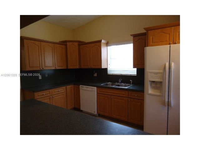 13621 SW 281st Ter, Homestead, FL 33033