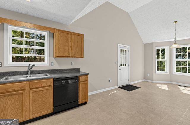 285 Pine Needle Trail, Villa Rica, GA 30180