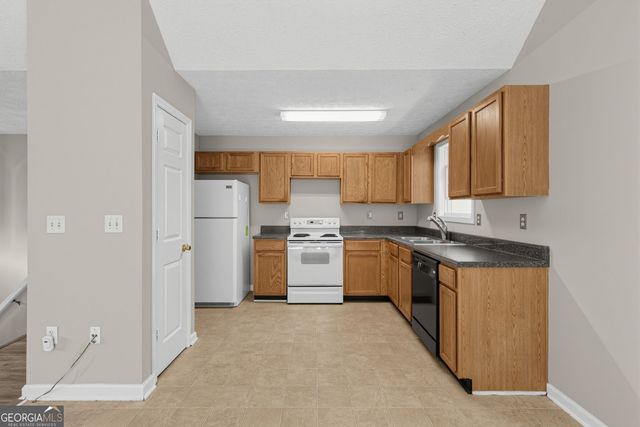 285 Pine Needle Trail, Villa Rica, GA 30180