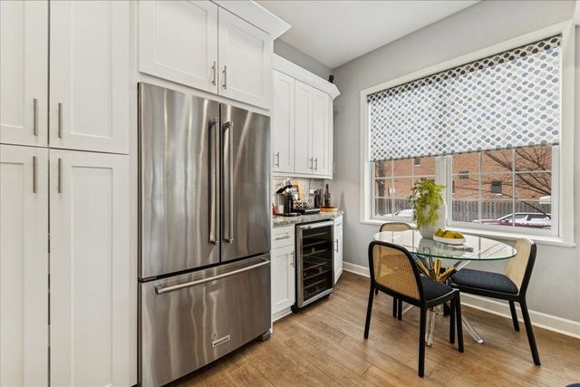 1901 W Armitage Avenue 1E, Chicago, IL 60622