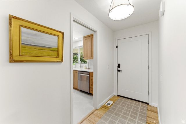 3035 E NILA WAY, Salt Lake City, UT 84124