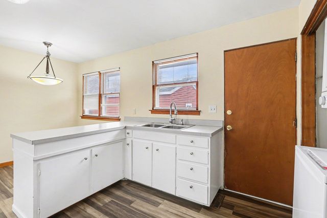 513 W Ridge Road, Bay City, MI 48708