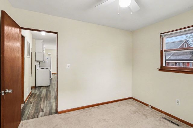 513 W Ridge Road, Bay City, MI 48708