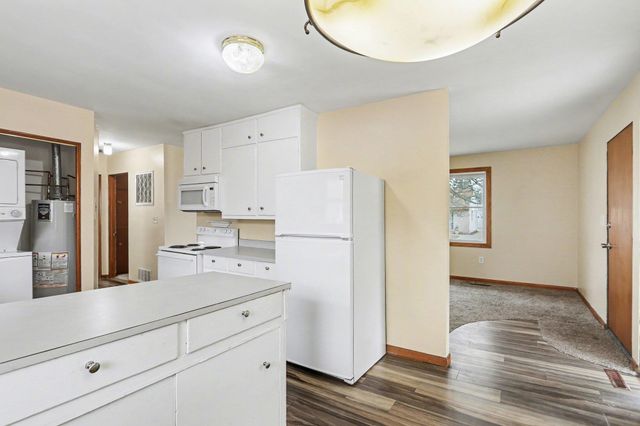 513 W Ridge Road, Bay City, MI 48708