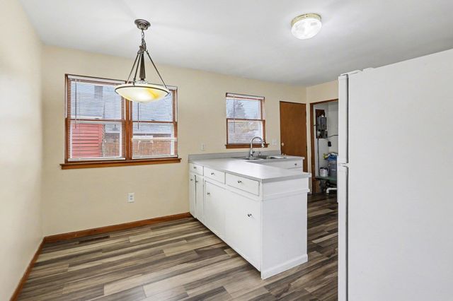 513 W Ridge Road, Bay City, MI 48708