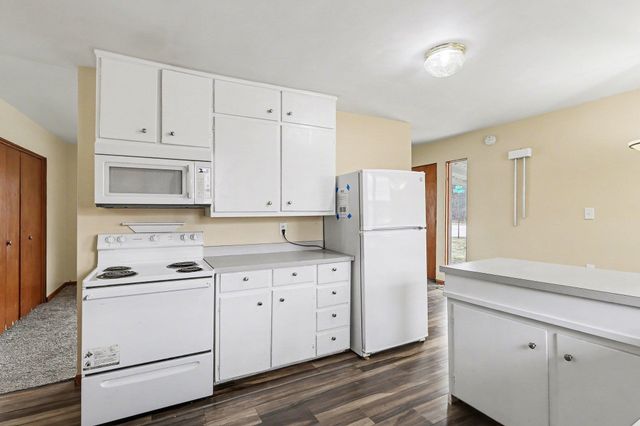 513 W Ridge Road, Bay City, MI 48708