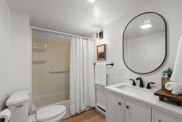 2802 N Standard St, Spokane, WA 99207