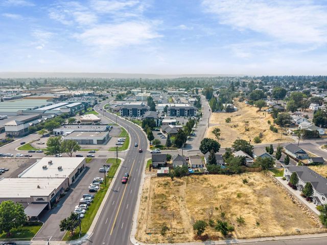 2802 N Standard St, Spokane, WA 99207
