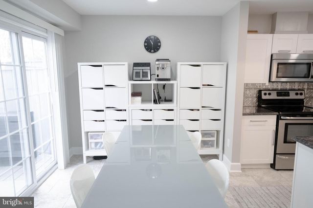 6223 STONEPATH CIR, Centreville, VA 20120