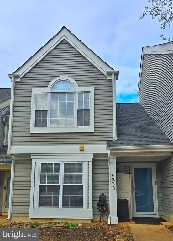 6223 STONEPATH CIR, Centreville, VA 20120