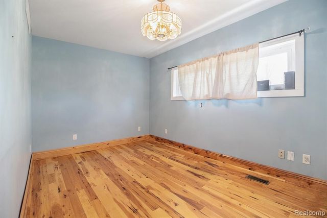 10139 Cadmus Road, Clayton, MI 49235