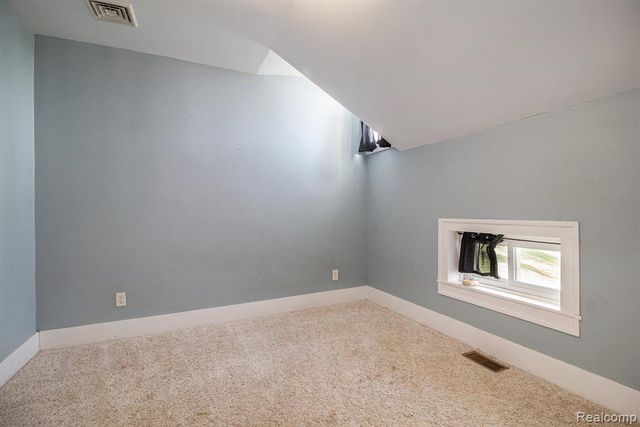 10139 Cadmus Road, Clayton, MI 49235