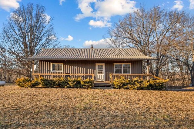 31312 95-146, Norwood, MO 65717