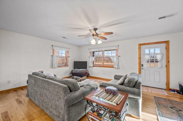 31312 95-146, Norwood, MO 65717