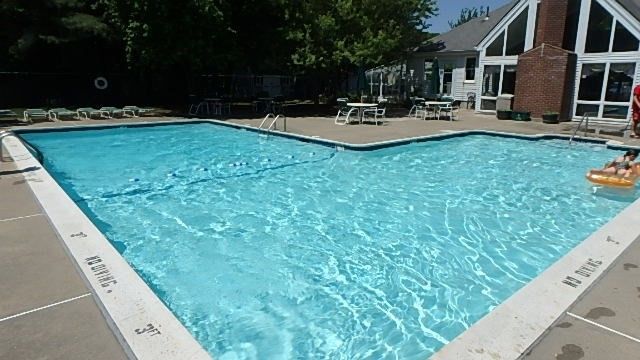 12 Walden Dr 19, Natick, MA 01760