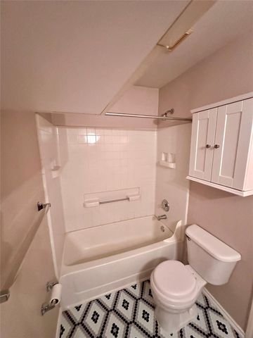 175 A MICHAELIS A, Kyle, TX 78640