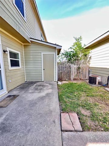 175 A MICHAELIS A, Kyle, TX 78640