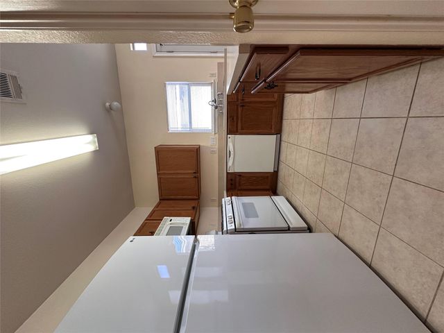 175 A MICHAELIS A, Kyle, TX 78640
