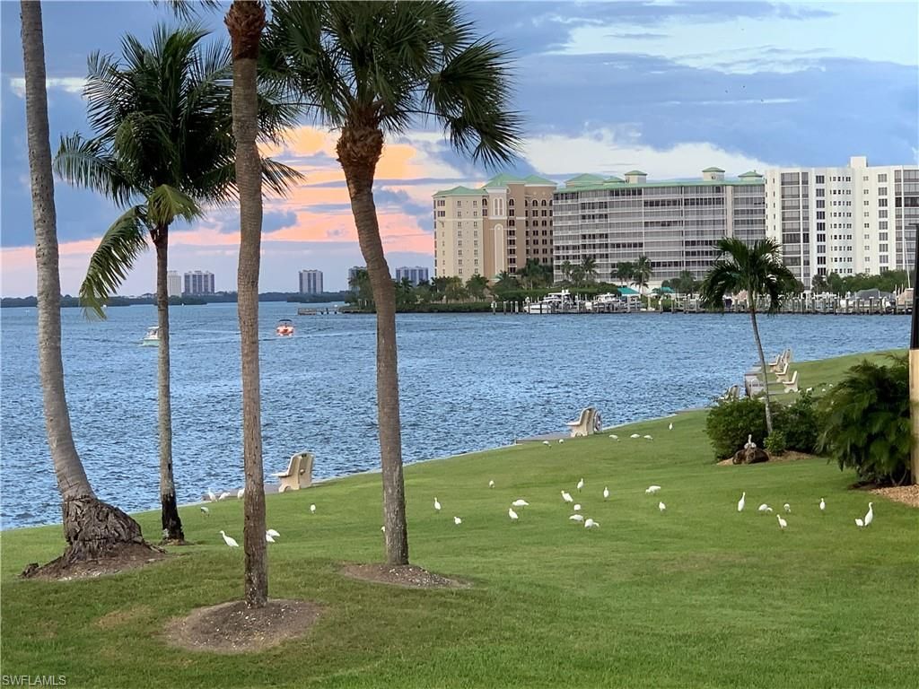 4263 Bay Beach LN 111, FORT MYERS BEACH, FL 33931 — photo 3