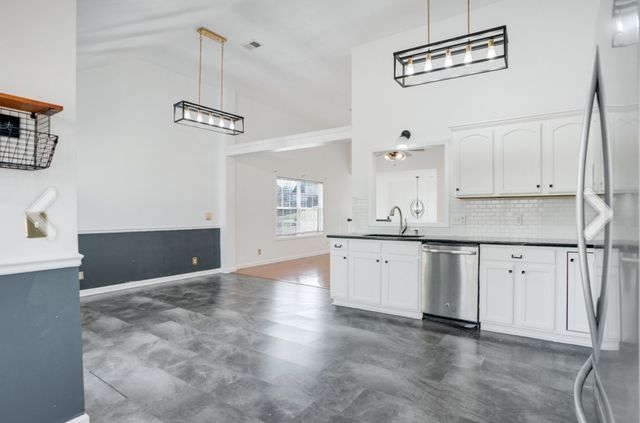 3139 Holly Pt, Clarksville, TN 37043