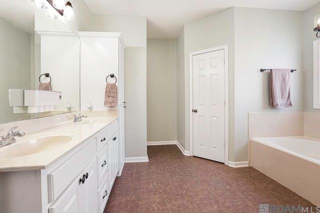 14469 Essen Terrace Dr, Gonzales, LA 70737