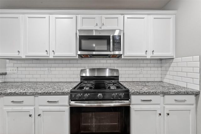 19331 Mission Cove Lane, Richmond, TX 77407